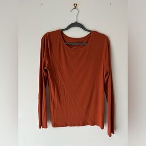 Crew Neck Ribbed Tshirt